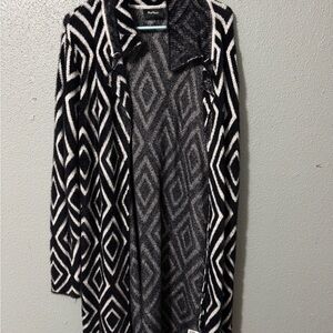 Rofilan Black and White Diamond Cardigan Size Large